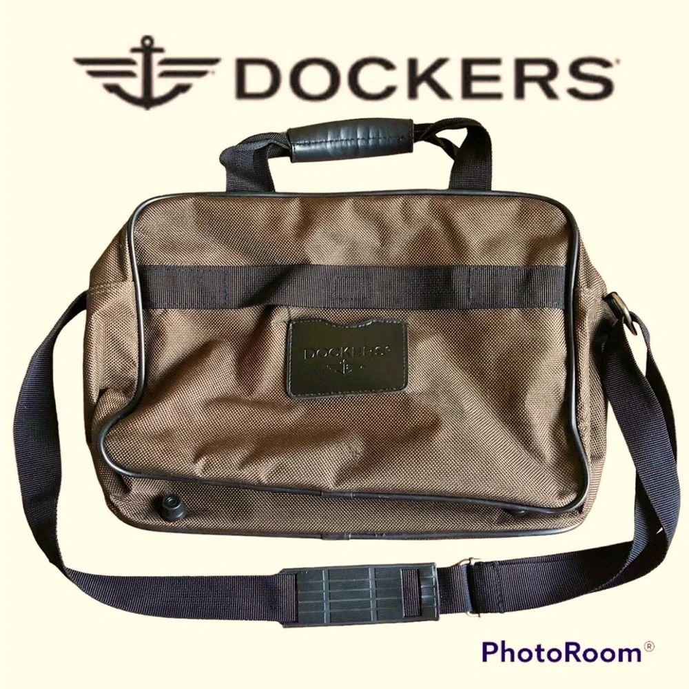 DOCKERS 15